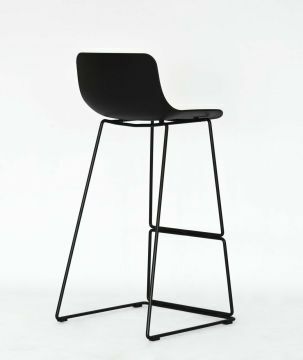 CHA_ELIN_poly_zw_76 | Tabouret de bar design ELIN polyprène noir.hauteur assise 76cm, pieds noirs | Belfurn