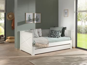 Lit banquette Pingo extensible en pin massif coloré blanc
