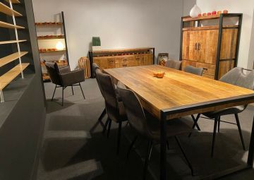I02-SOH- | Table de séjour Sohoto en bois de manguier avec pieds en métal noir | Belfurn