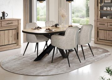 Kurt ovale eettafel 210 cm met metalen spinpoot